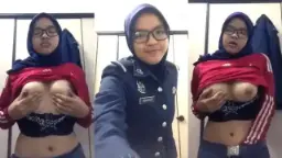 Skandal Arina Hijab Full Video 1 Video by xNxx