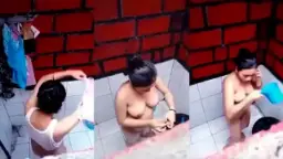 Ngintip Tetangga Mandi Montok Video by YourPorn Ngintip Tetangga Mandi Montok Video by YourPorn