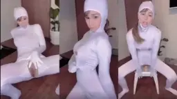Cantik Serba Putih Omek Squirt Video by BokepHUB